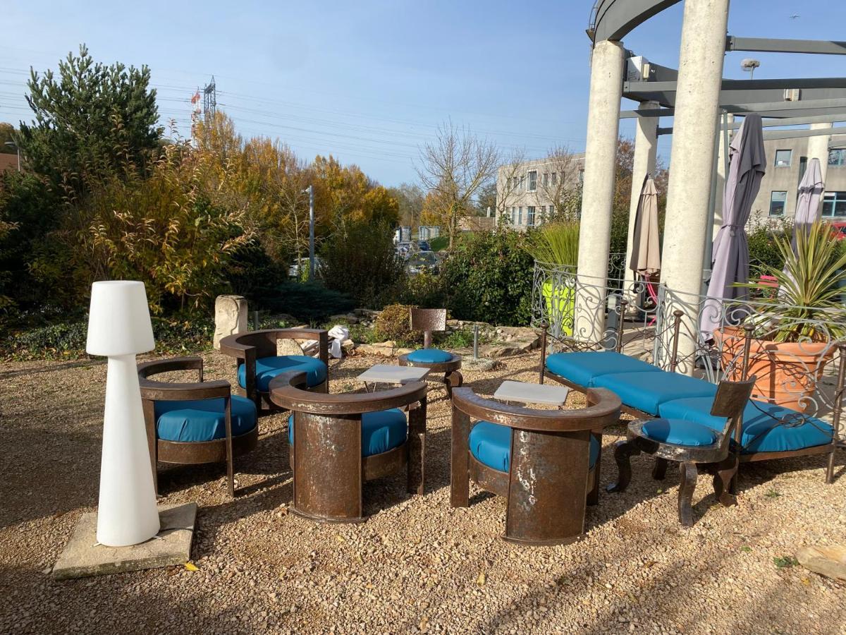 La Roseliere Hotell Saint-Quentin-Fallavier Exteriör bild